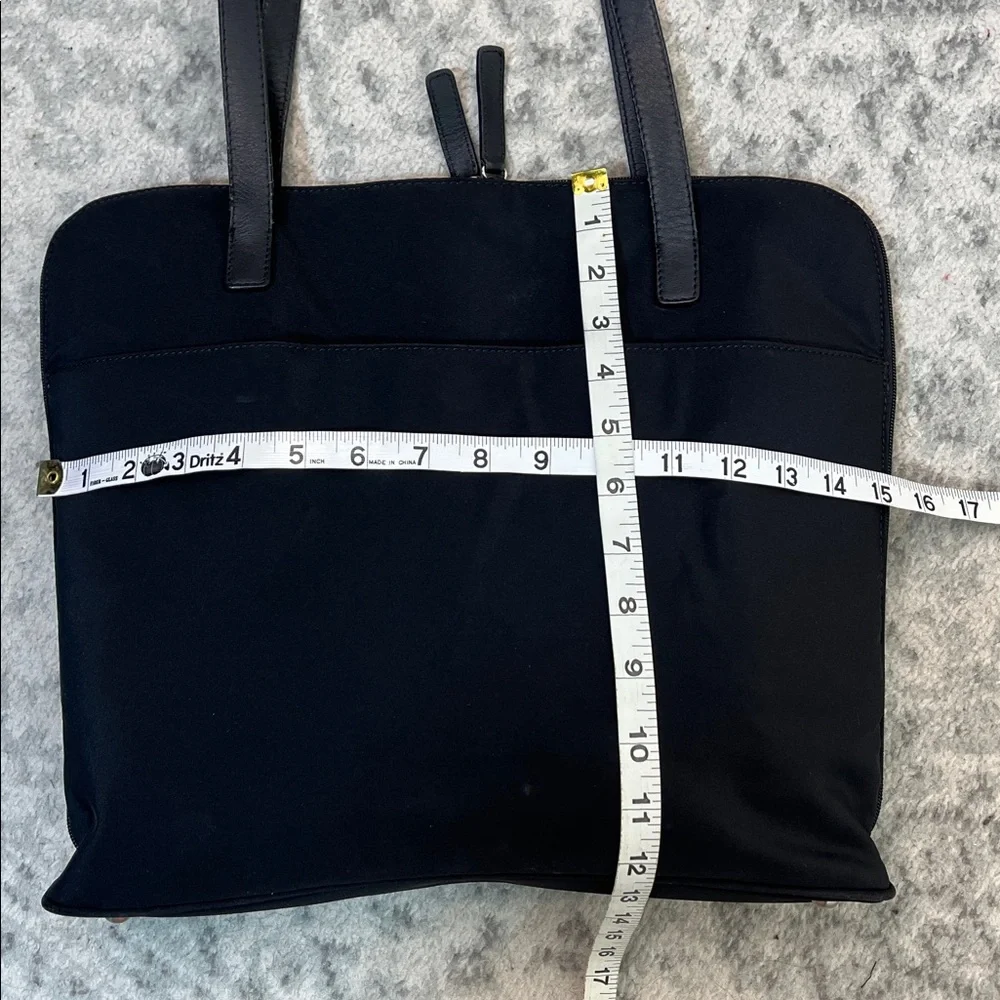 HOBO INTERNATIONAL LAPTOP BAG NYLON AND LEATHER ZIP AROUND PADDED 16x20